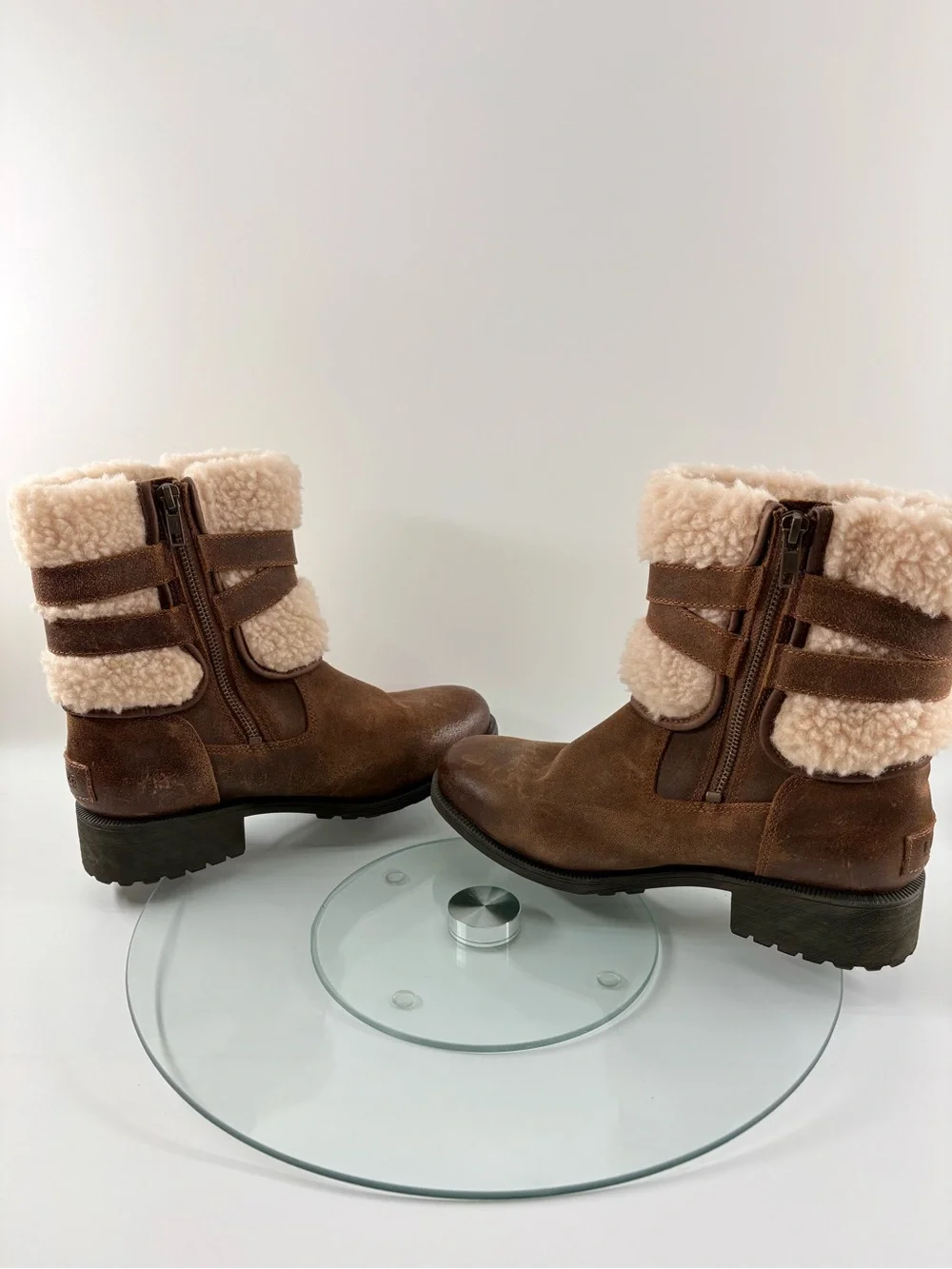 UGG Blayre Boots Chestnut Shearling Moto Buckle Zip Leather Women’s Size 8